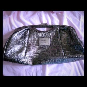 Perfect Condition Clutch